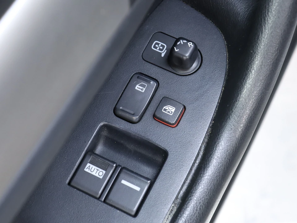 2005 Honda Accord 7th Gen - Image 23 of 31