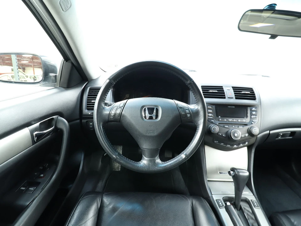 2005 Honda Accord 7th Gen - Image 28 of 31