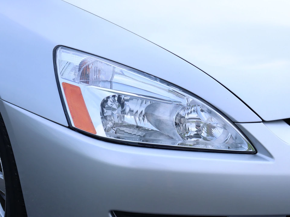 2005 Honda Accord 7th Gen - Image 9 of 31