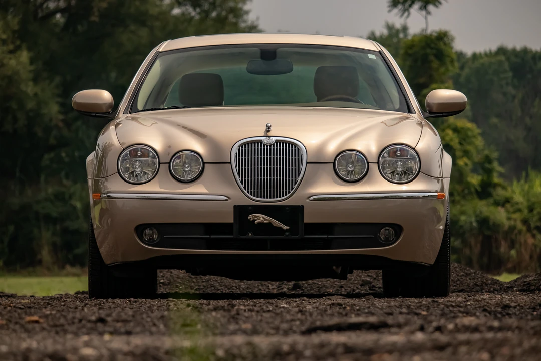 2005 Jaguar S-Type 2nd Gen - Image 17 of 31