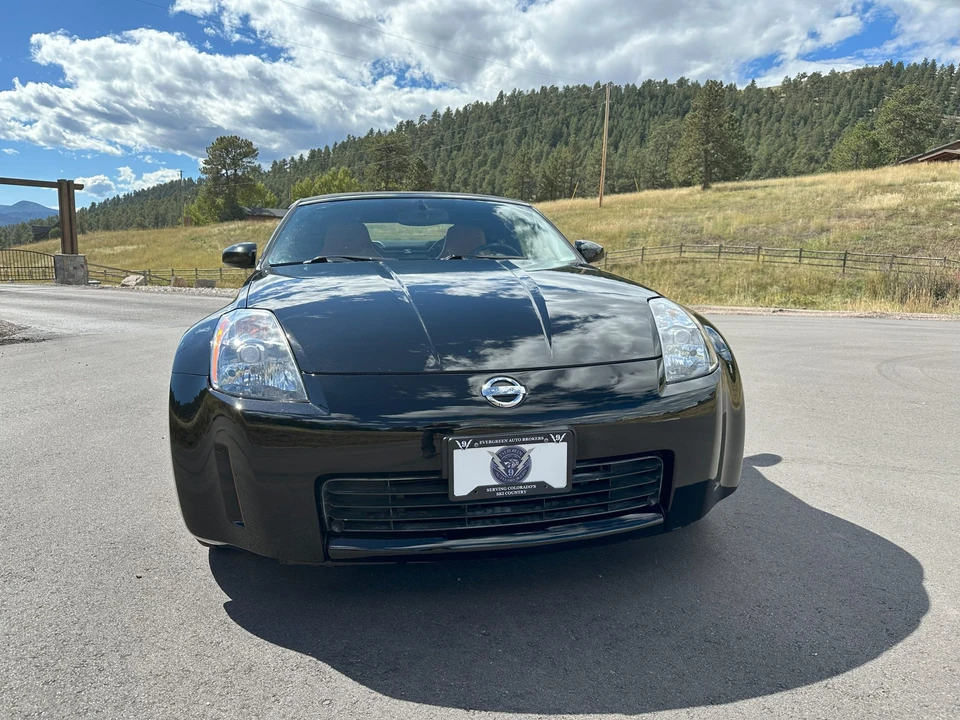 2005 Nissan 350Z 5th Gen - Image 2 of 31