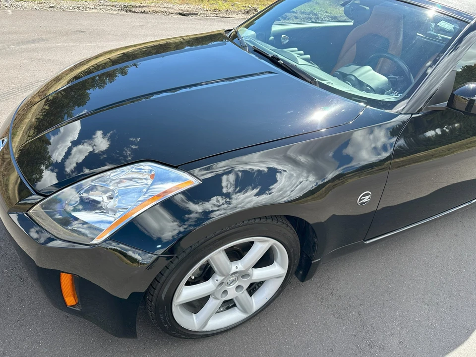 2005 Nissan 350Z 5th Gen - Image 15 of 31