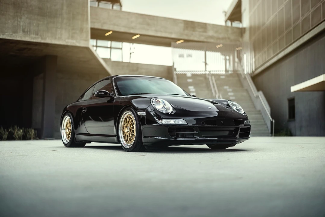 2005 Porsche 997 Carrera S - Image 2 of 31