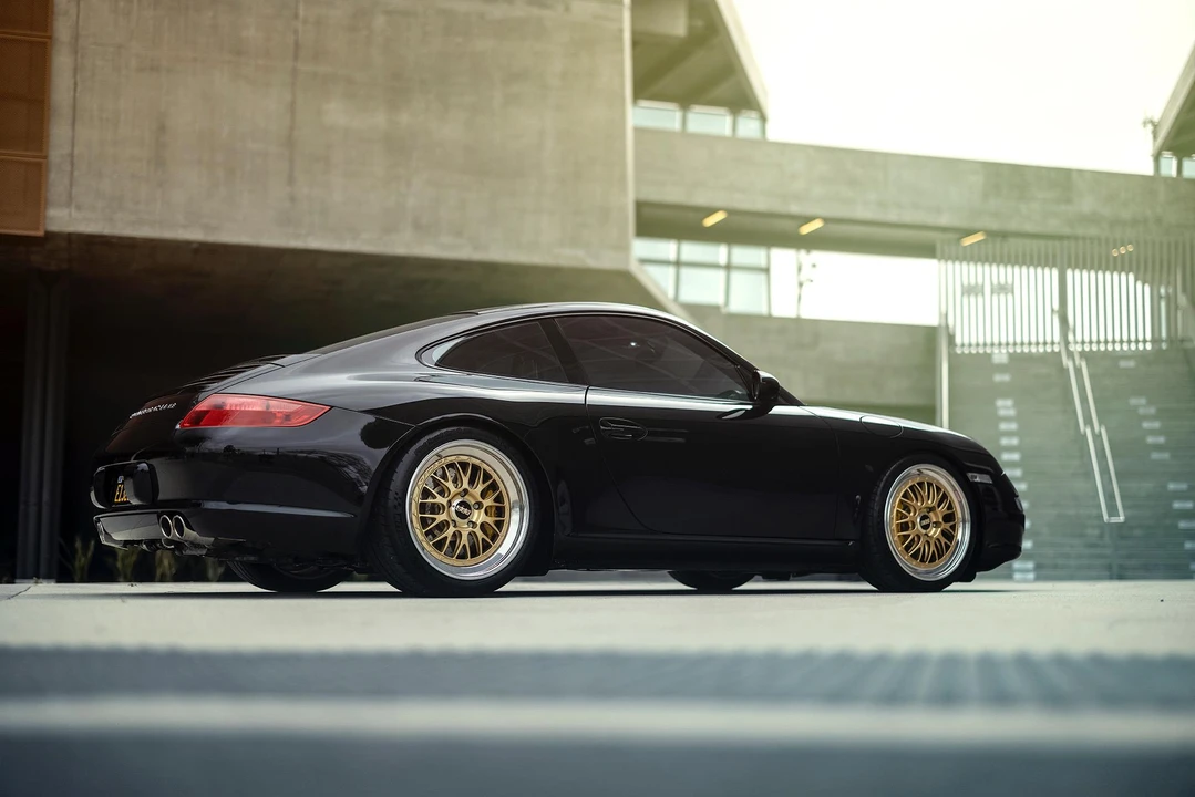 2005 Porsche 997 Carrera S - Image 8 of 31