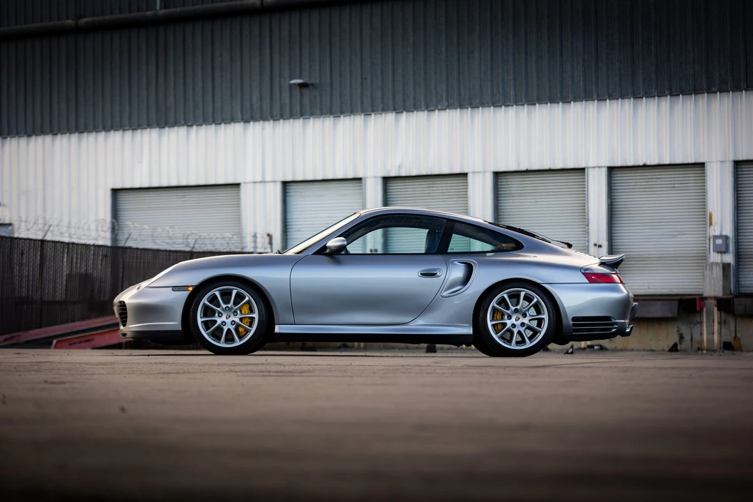 2005 Porsche 996 Turbo - Image 17 of 31