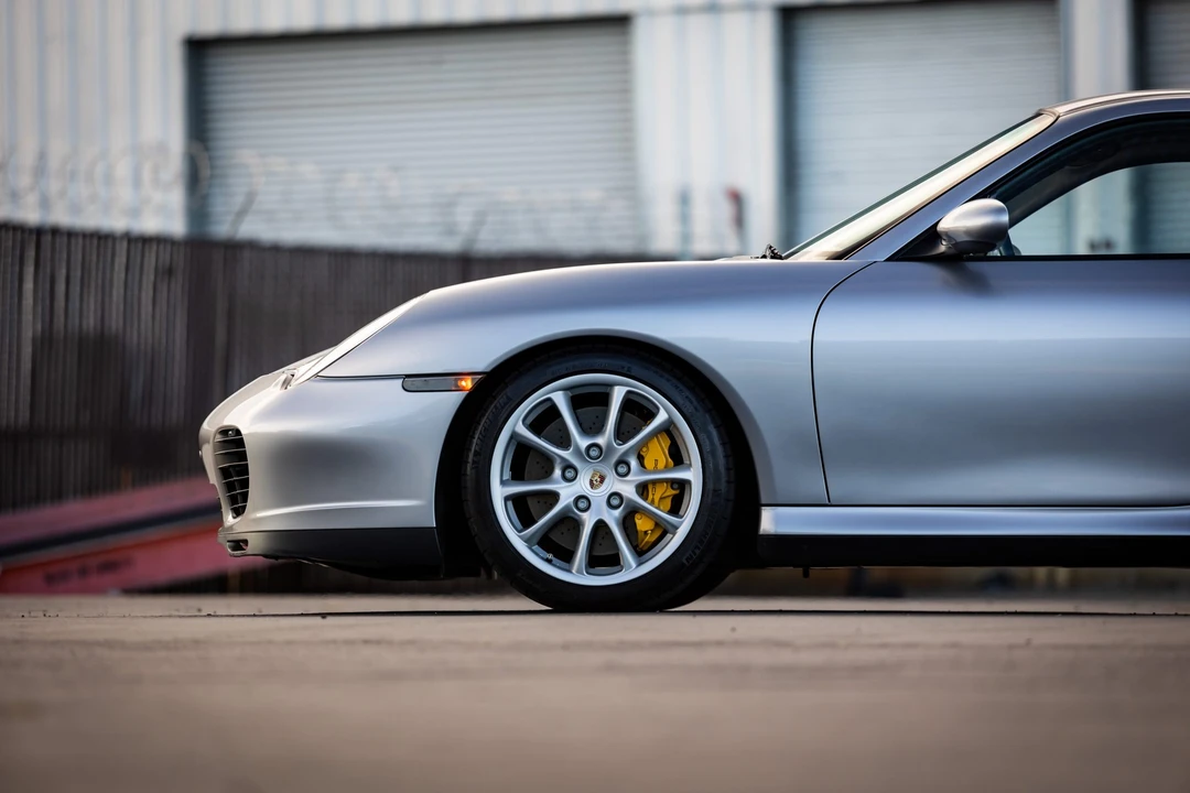 2005 Porsche 996 Turbo - Image 24 of 31