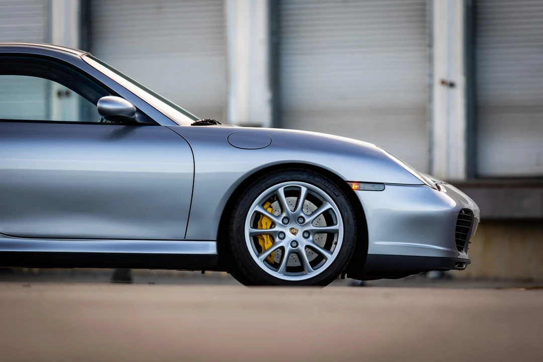 2005 Porsche 996 Turbo - Image 19 of 31