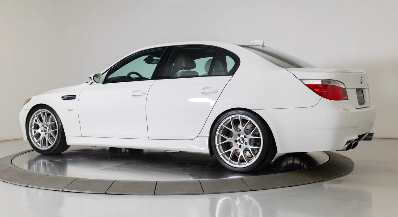 2006 BMW E60 M5 - Image 17 of 31
