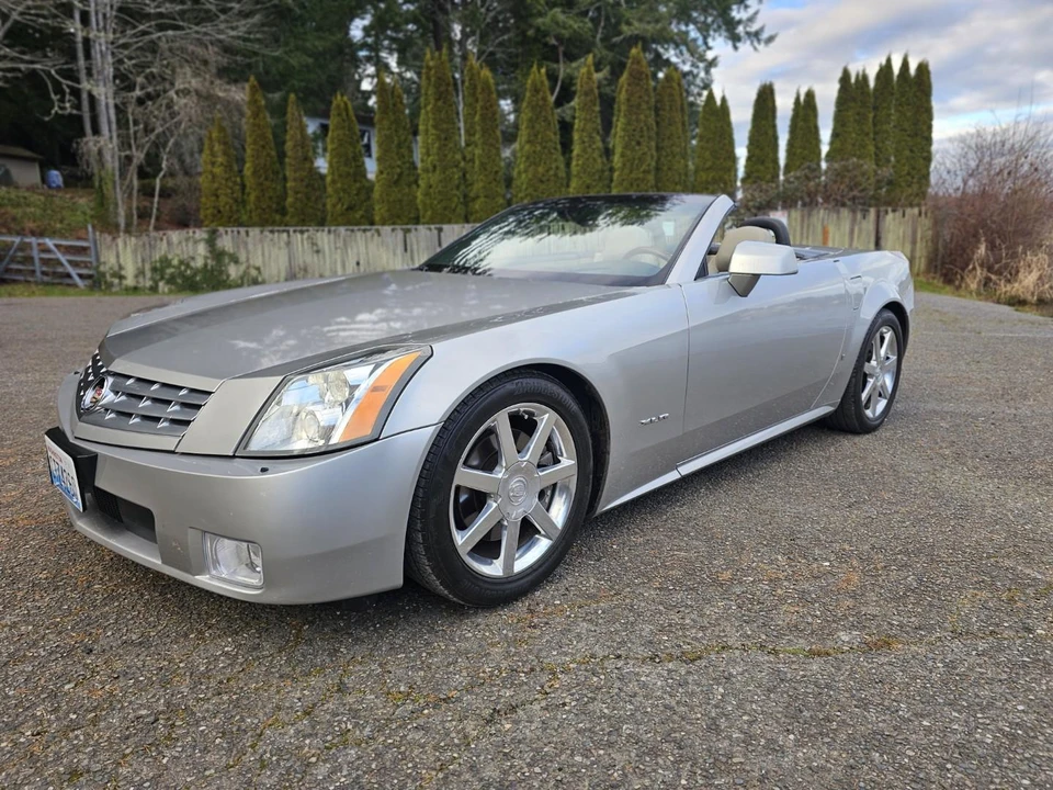 2006 Cadillac XLR - Image 8 of 31