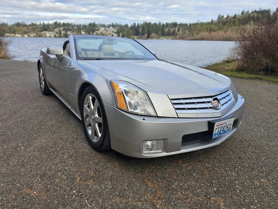 2006 Cadillac XLR - Image 19 of 31