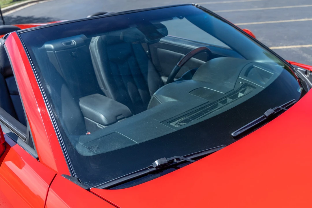 2007 Cadillac XLR - Image 25 of 31