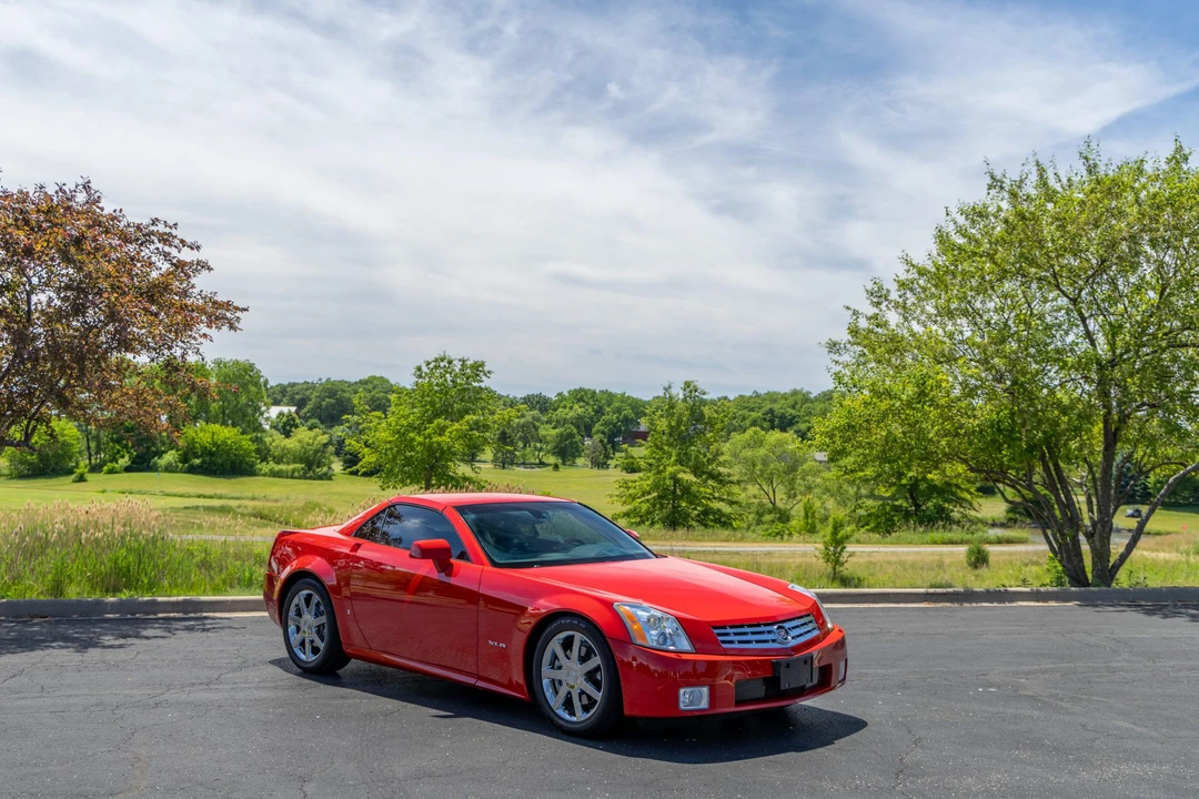2007 Cadillac XLR - Image 15 of 31