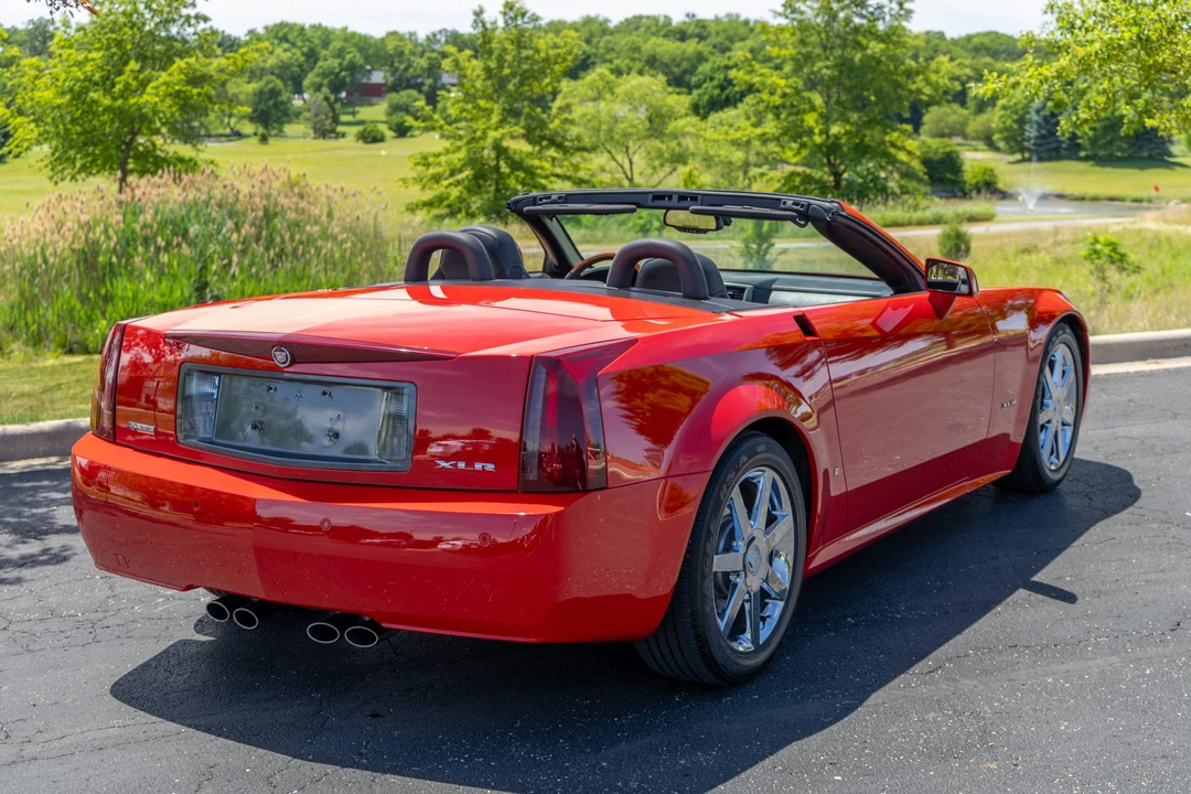 2007 Cadillac XLR - Image 5 of 31