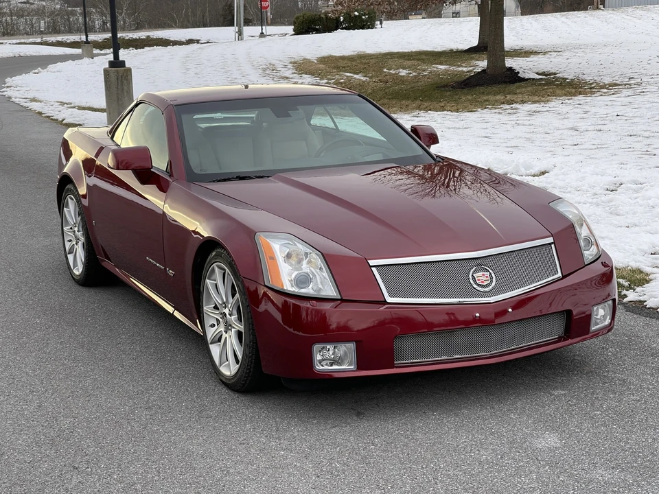 2007 Cadillac XLR-V - Image 26 of 31