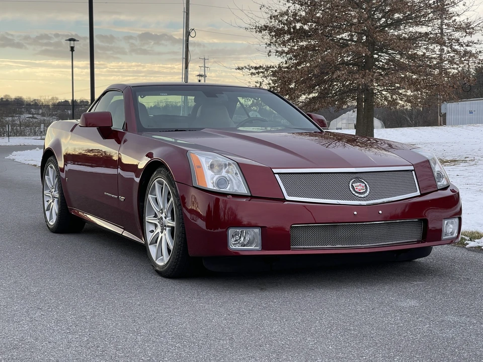 2007 Cadillac XLR-V - Image 27 of 31