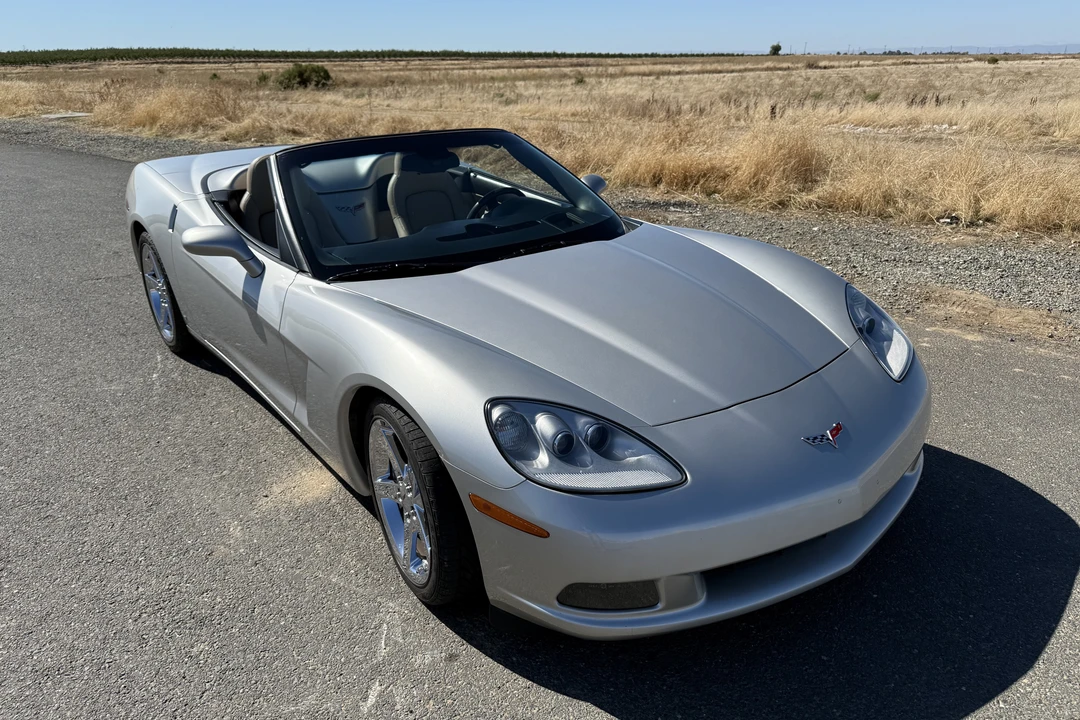 2007 Chevrolet Corvette C6 - Image 2 of 31