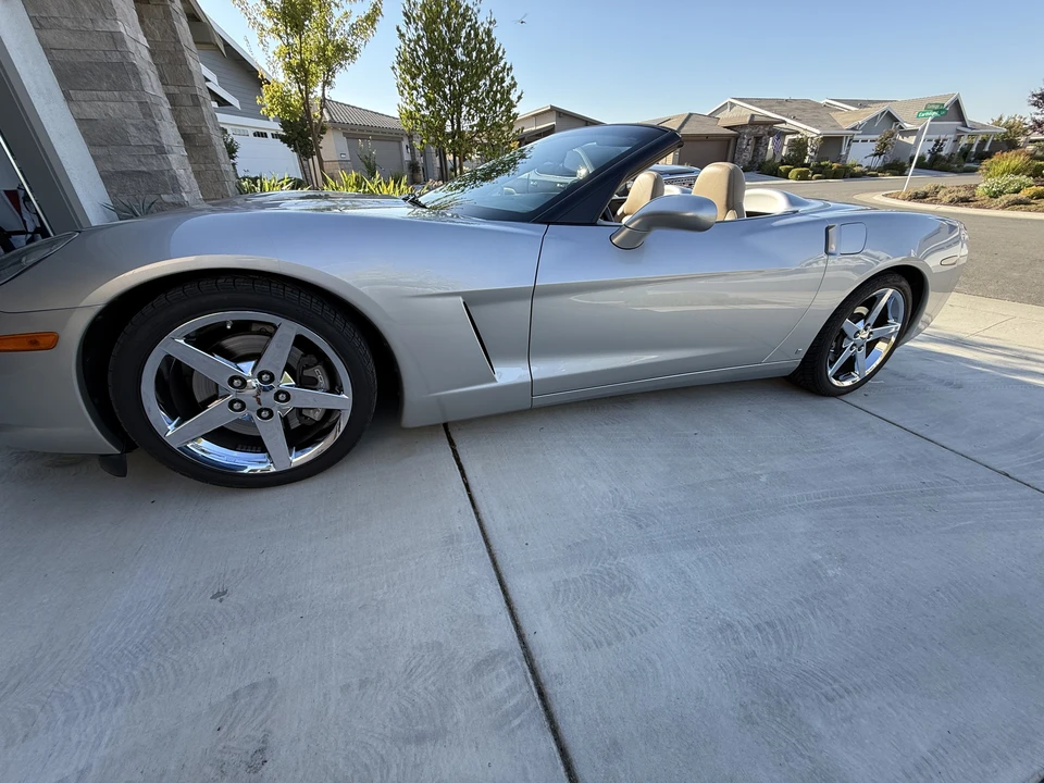 2007 Chevrolet Corvette C6 - Image 5 of 31