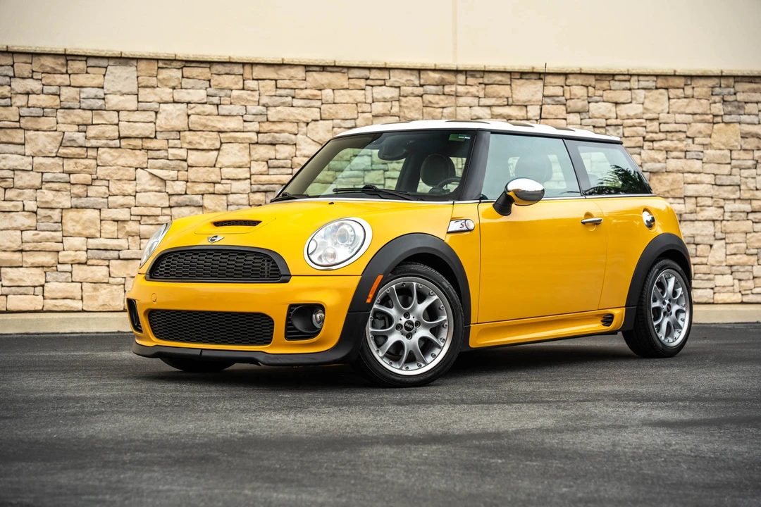 2007 Mini Mini 2nd Gen - Image 2 of 31