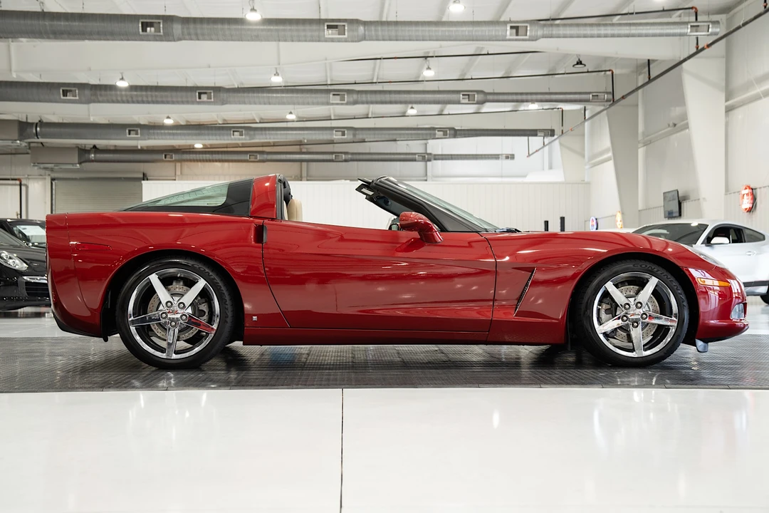 2008 Chevrolet Corvette C6 - Image 15 of 31
