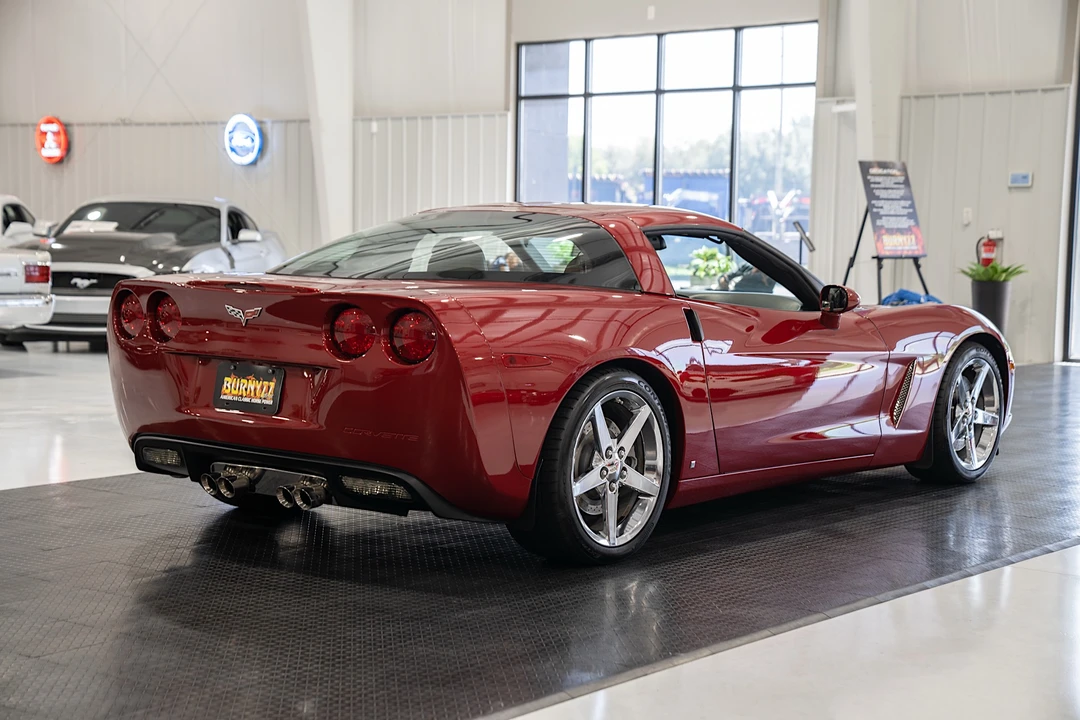 2008 Chevrolet Corvette C6 - Image 11 of 31