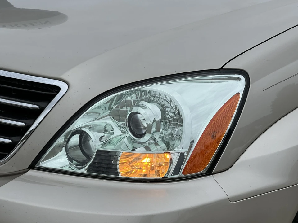 2008 Lexus GX 1st Gen - Image 15 of 31