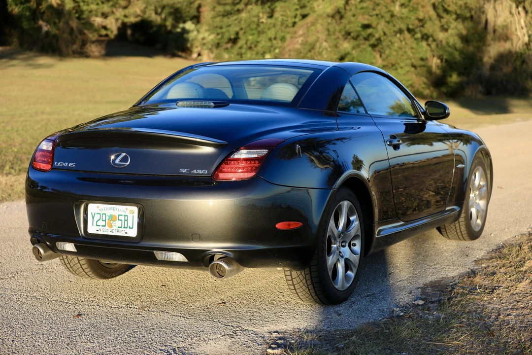 2008 Lexus SC430 - Image 24 of 31