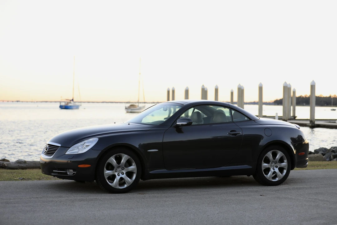 2008 Lexus SC430 - Image 2 of 31