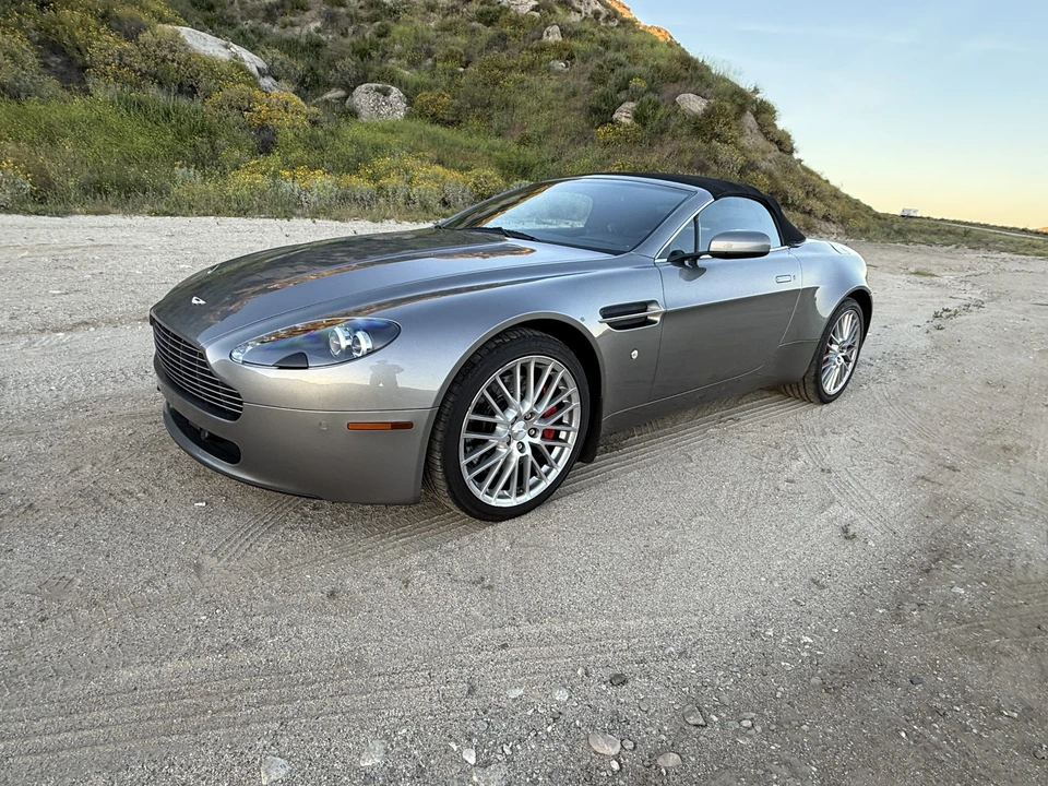 2009 Aston Martin V8 Vantage (2006-2017) - Image 28 of 31