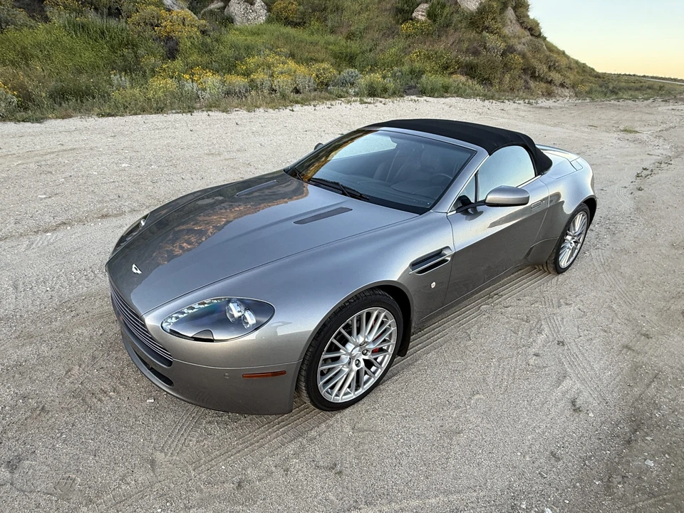 2009 Aston Martin V8 Vantage (2006-2017) - Image 30 of 31