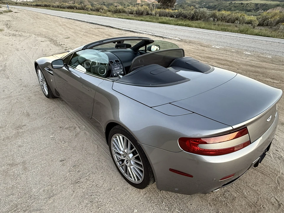 2009 Aston Martin V8 Vantage (2006-2017) - Image 23 of 31