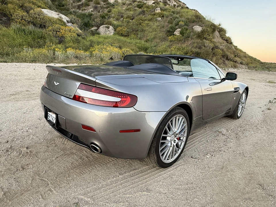 2009 Aston Martin V8 Vantage (2006-2017) - Image 16 of 31