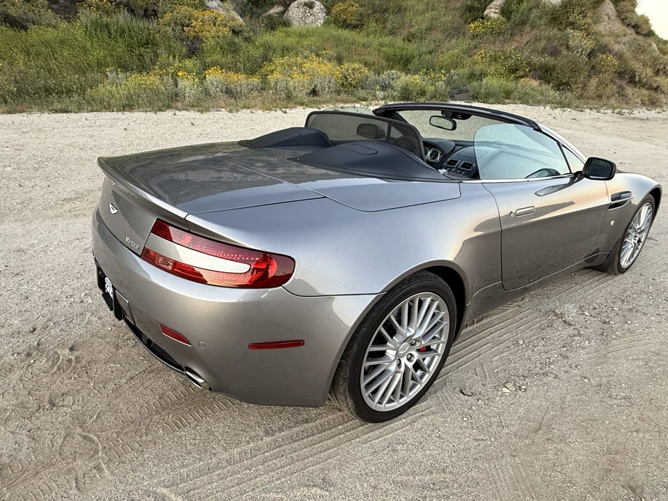2009 Aston Martin V8 Vantage (2006-2017) - Image 13 of 31