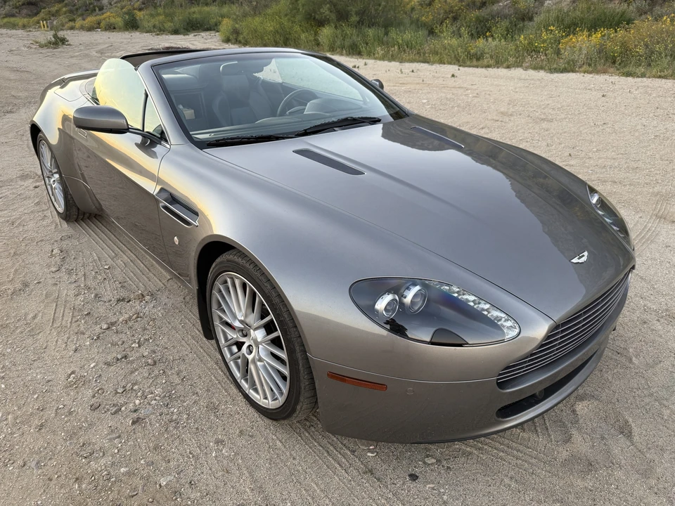 2009 Aston Martin V8 Vantage (2006-2017) - Image 8 of 31