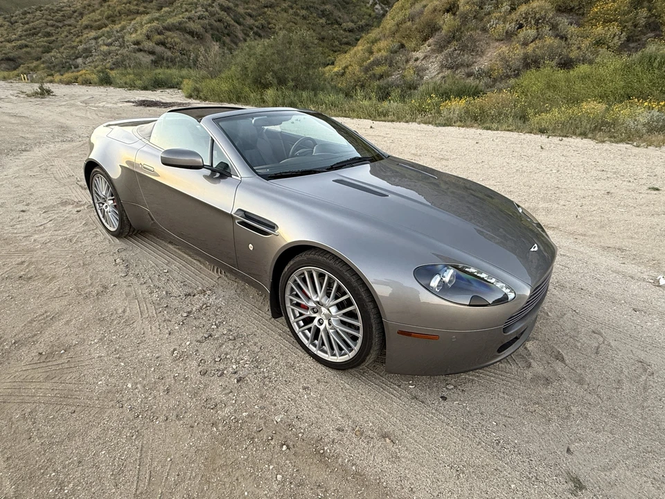 2009 Aston Martin V8 Vantage (2006-2017) - Image 9 of 31