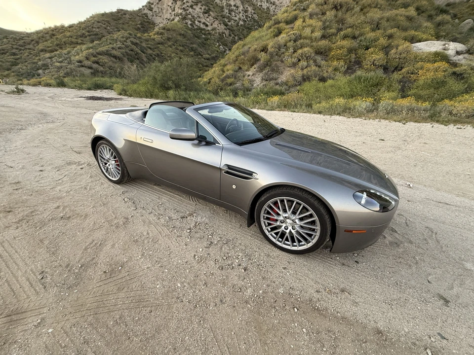 2009 Aston Martin V8 Vantage (2006-2017) - Image 10 of 31