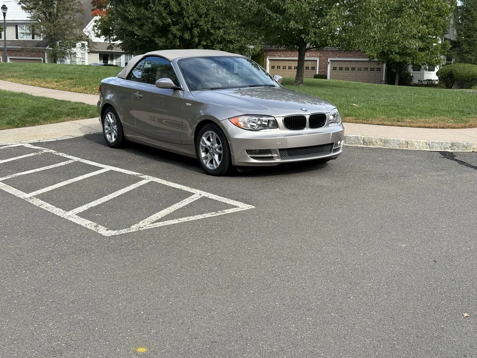 2009 BMW E81/E82/E88 1 Series - Image 8 of 31