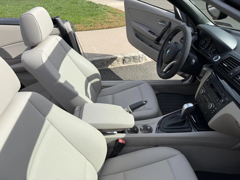2009 BMW E81/E82/E88 1 Series - Image 25 of 31