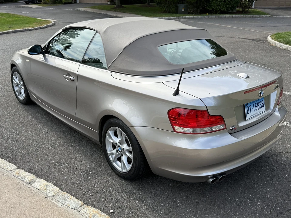 2009 BMW E81/E82/E88 1 Series - Image 15 of 31