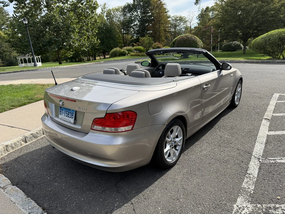 2009 BMW E81/E82/E88 1 Series - Image 7 of 31