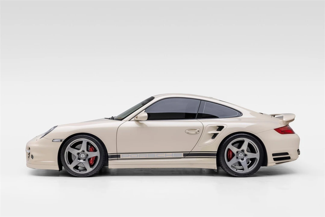 2009 Porsche 997 Turbo - Image 8 of 31