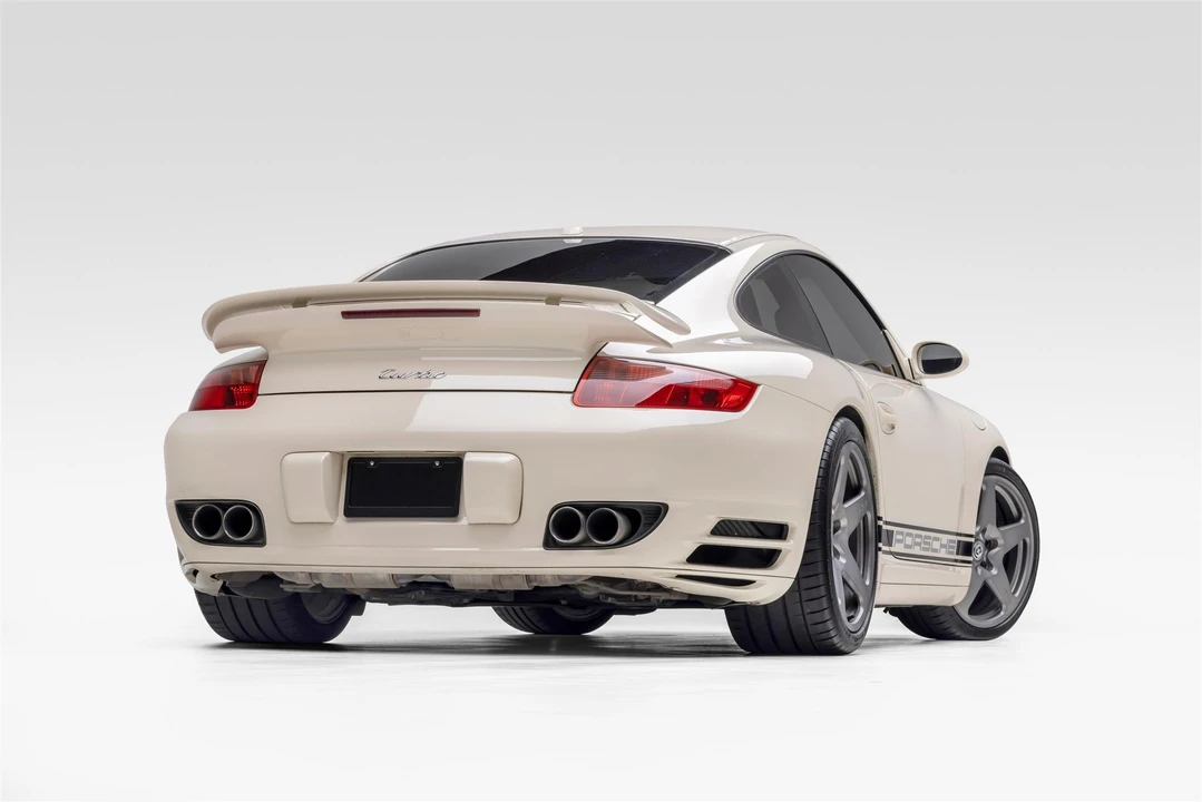 2009 Porsche 997 Turbo - Image 12 of 31