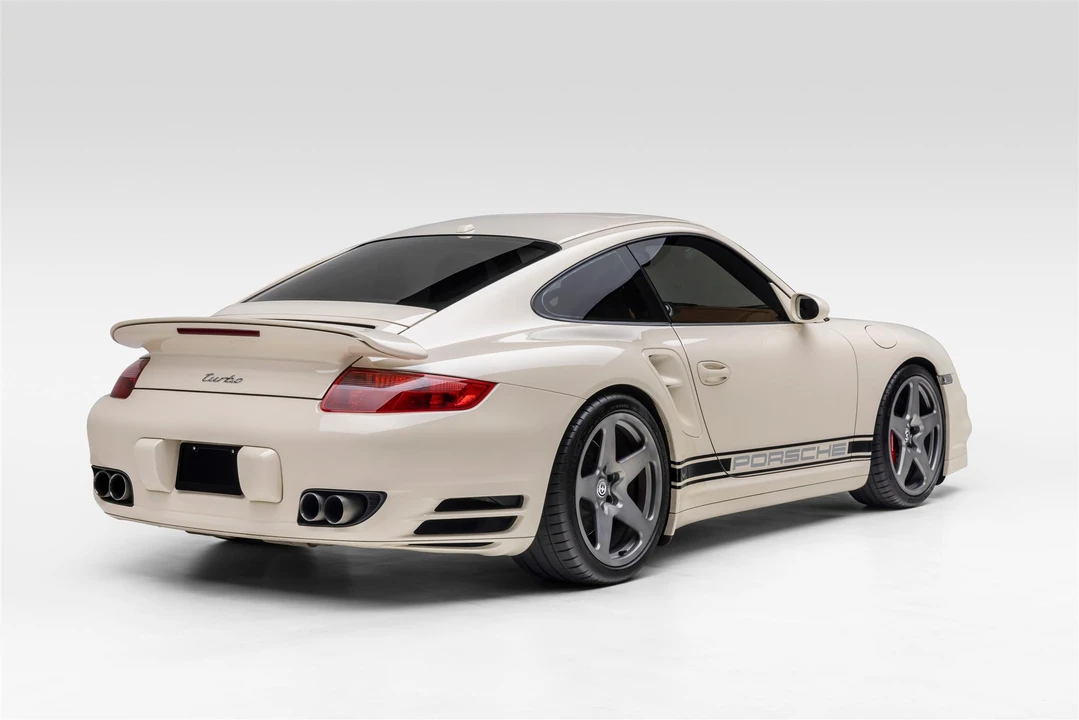 2009 Porsche 997 Turbo - Image 15 of 31