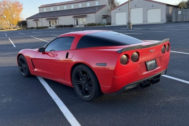 2010 Chevrolet Corvette C6 - Image 2 of 7