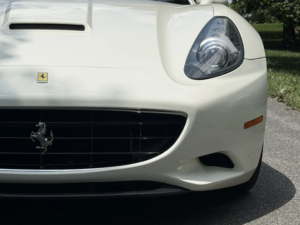 2010 Ferrari California - Image 24 of 31