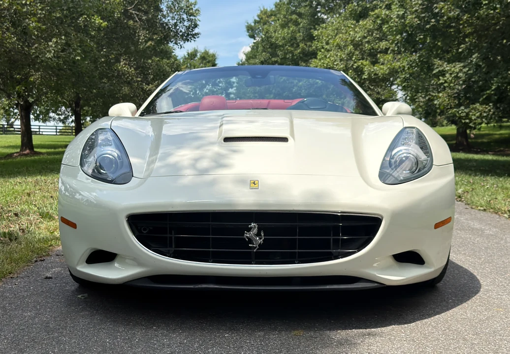 2010 Ferrari California - Image 21 of 31