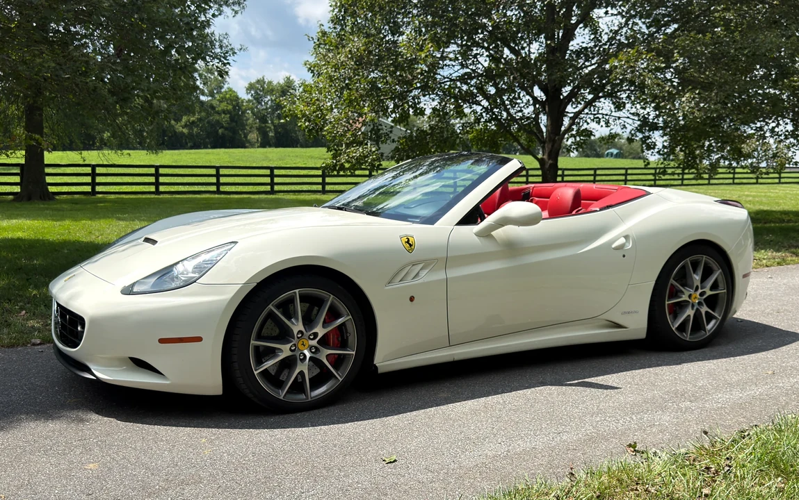 2010 Ferrari California - Image 20 of 31