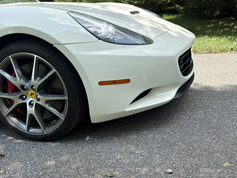 2010 Ferrari California - Image 27 of 31