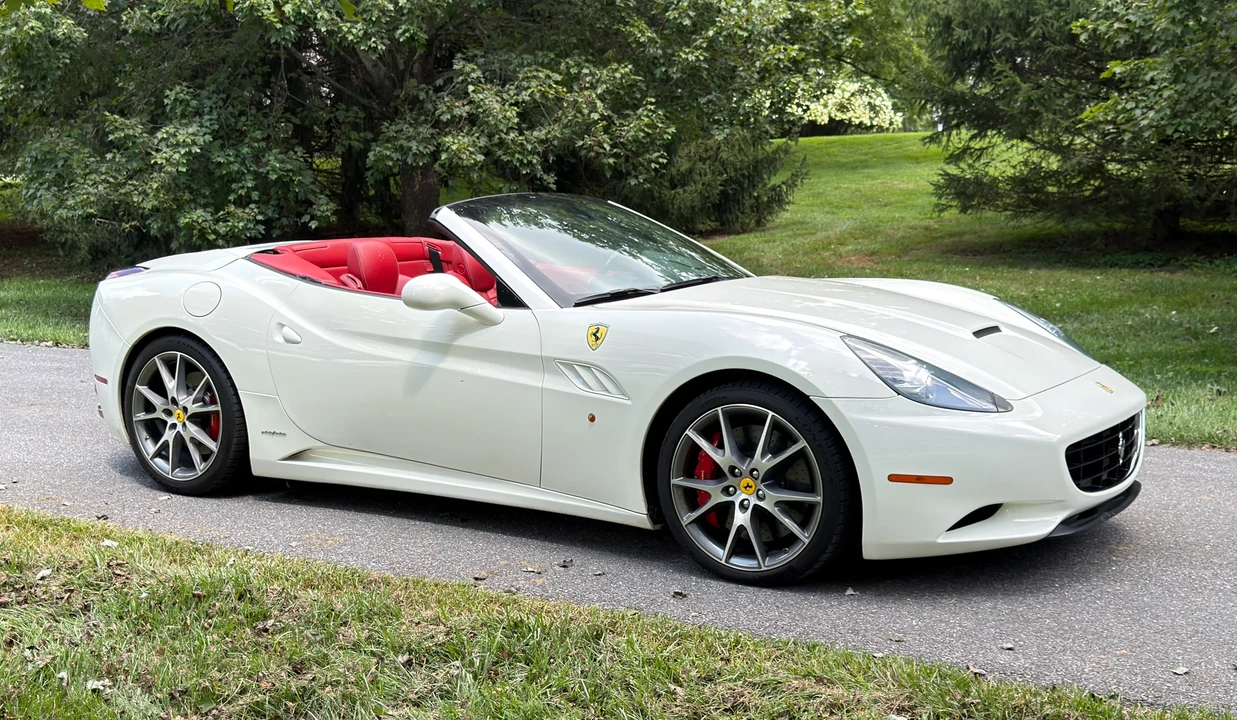 2010 Ferrari California - Image 4 of 31
