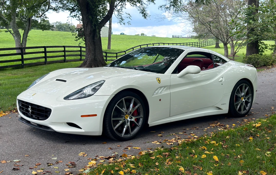 2010 Ferrari California - Image 18 of 31