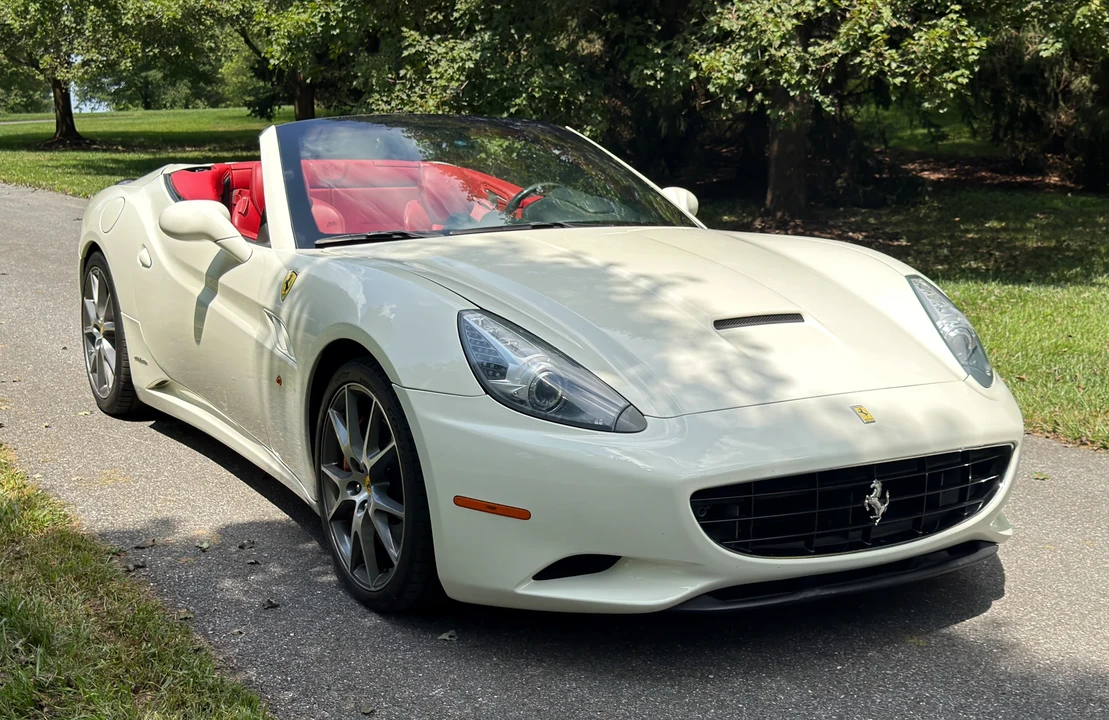 2010 Ferrari California - Image 5 of 31